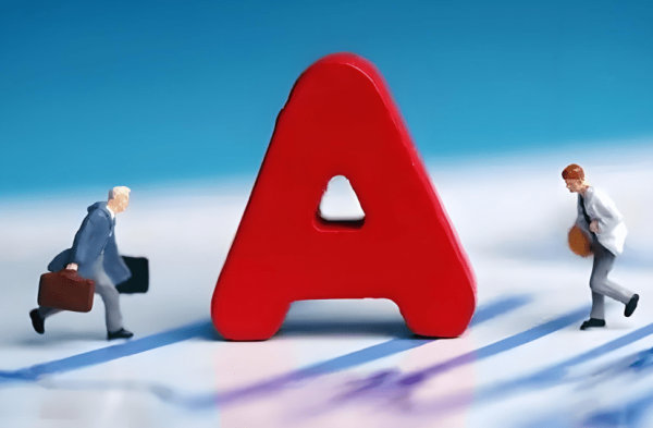 配资吧官网网站 A股开盘：三大指数集体低开，玻纤、AMD、存储器、先进封装概念走弱